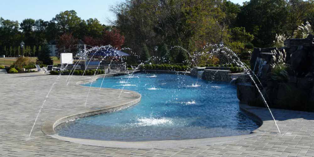 Water Features in Swimming Pool